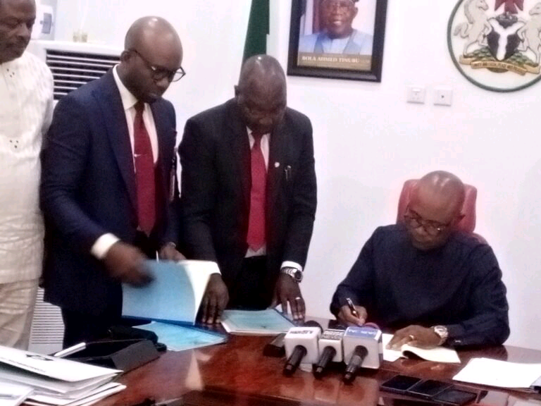 Enugu State Governor Signs Amended Electoral Bill Into Law