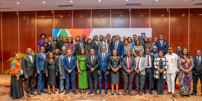 033c6d8d-3e69-4e72-91ab-3829c6d5a777