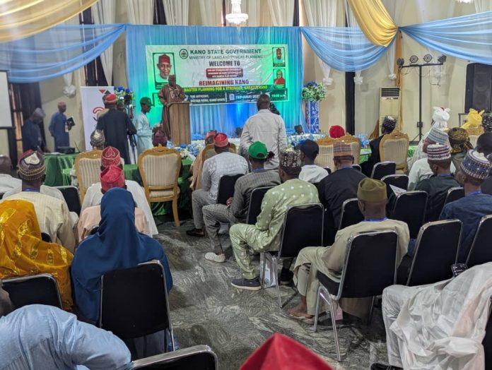 a27925f9-8a52-4629-ad36-6f95efaa51ce