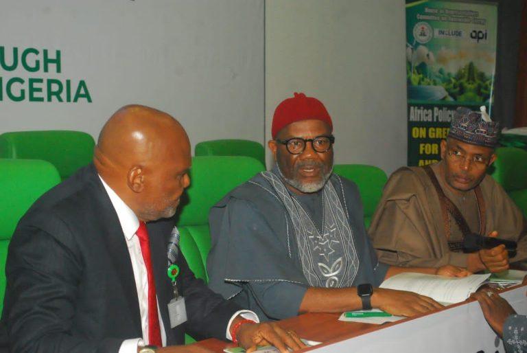 Lawmakers Commit to Green Jobs, Low-Carbon Transition