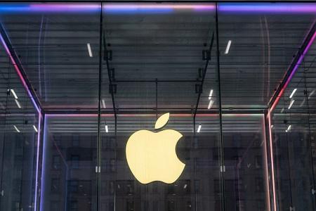 Apple Commits Additional $100 Billion To US Investments
