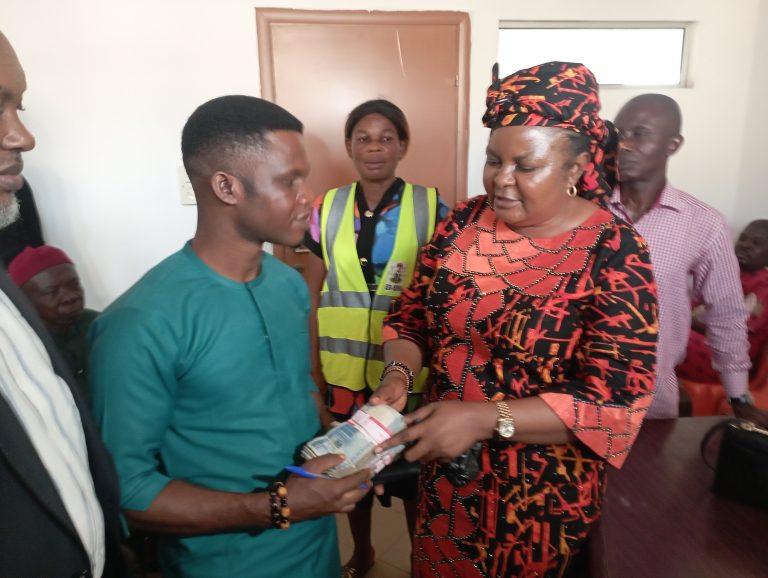 Ebonyi Governor Distributes Relief Materials to Flood-Affected Families