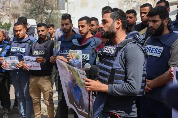 Palestinian-journalists-Gaza