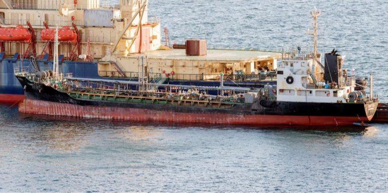 U.S. Sanctions Force Russia Oil Vessels to Divert From India