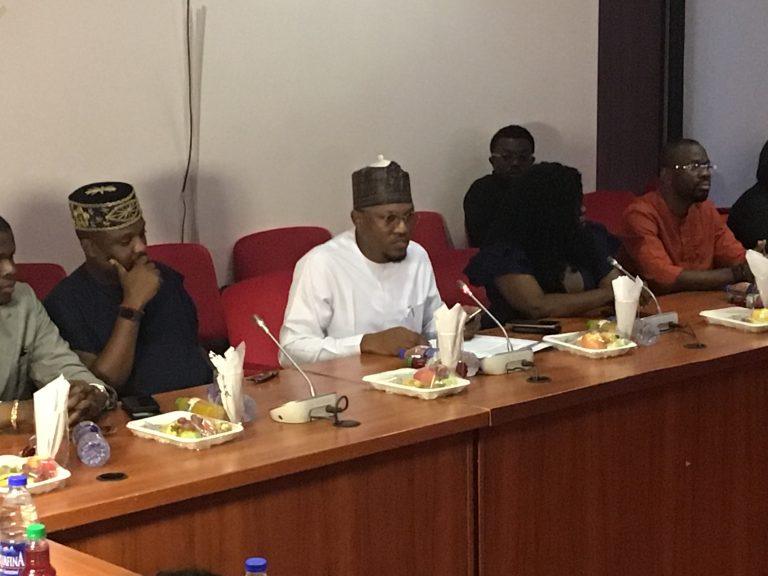 Senate, Blockchain Association Seek Legal Framework for Crypto Exchange