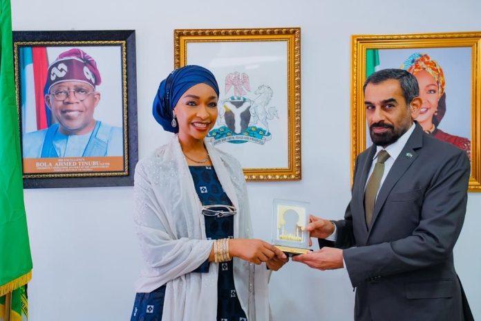 0fb6ab0e-73ca-4943-b8bc-358128f75862