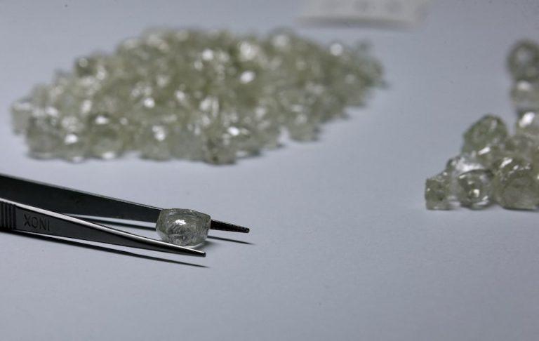 Botswana, Angola Hold Talks On Diamond Sector Development