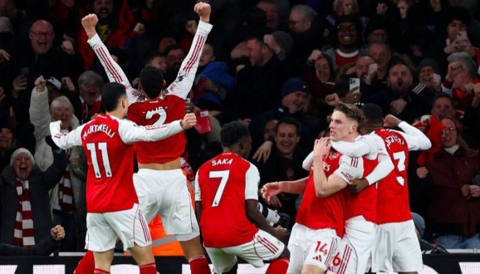 Arsenal Extends Premier League Lead After Beating Everton