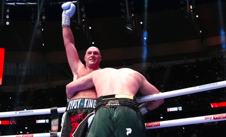Tyson Fury in action during his fight against Arslanbek Makhmudov.