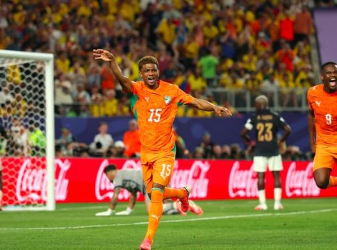 Côte d’Ivoire's Amad Diallo celebrates goal against Ecuador during 2026 FIFA World Cup match.