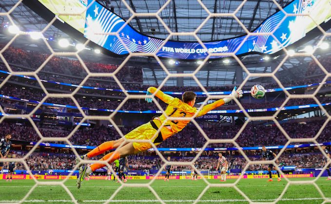 United States' Gio Reyna scores goal.