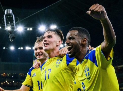 Sweden players celebrate 5-1 victory against Tunisia during 2026 FIFA World Cup encounter.