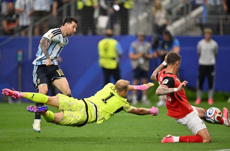 Argentina's Lionel Messi scores second goal against Austria, during 2026 FIFA World Cup match.