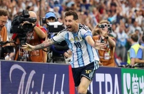 Argentina's Lionel Messi celebrates goal against Austria.