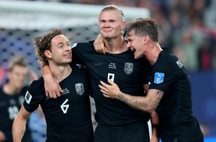 Norway's Erling Haaland celebrates goal with teammates.