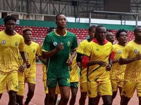 Bendel Insurance players in training