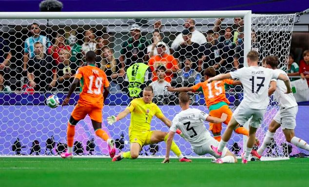 Cote d'Ivoire winger Amad Diallo scores against Norway