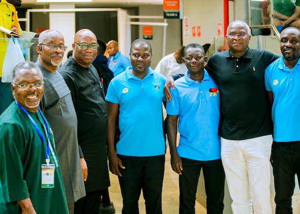 Former Governor of Nigeria's Lagos State, Babatunde Raji Fashola wit h ITTF