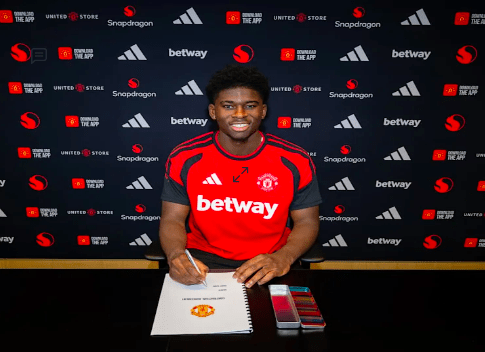 Manchester United Signs Cameroonian Carlos Baleba From Brighton2