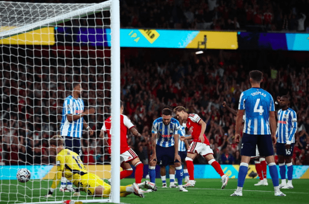 Martin Odegaard scores goal.