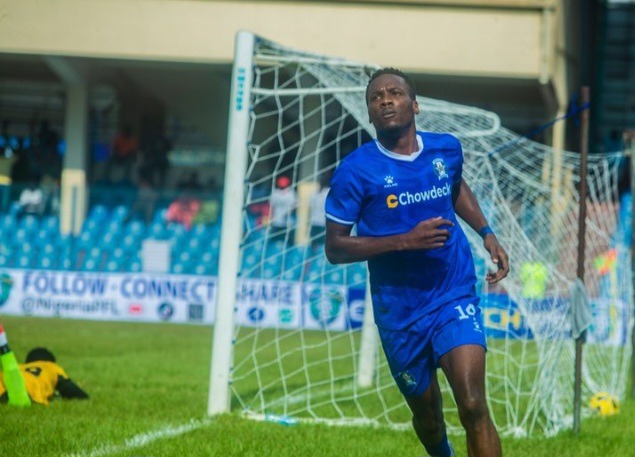 Shooting Stars' Lucky Emmanuel celebrates goal.