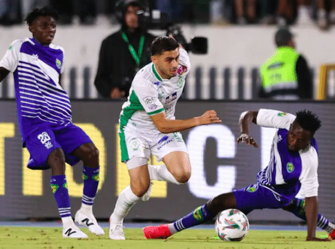 Action during CAF Confederation Cup match between Raja Club Athletic and El- Kanemi Warriors of Nigeria.